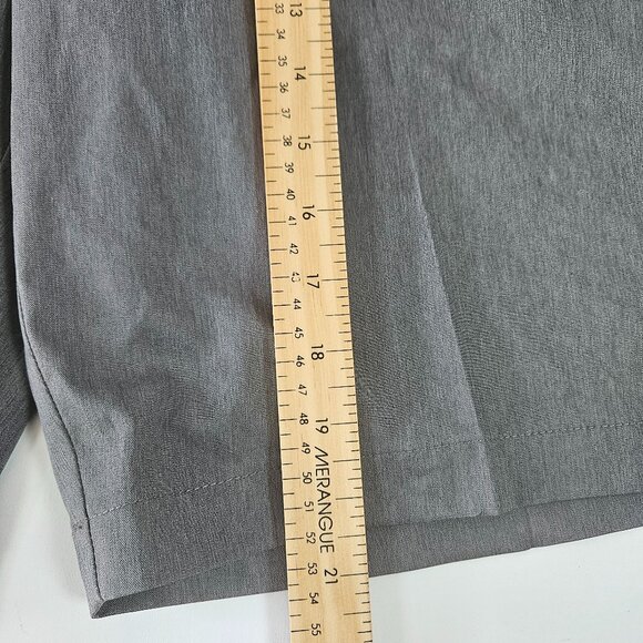 Haggar Premium Cool 18 Men's Shorts Sz 42 Gray Straight Fit Superflex Waistband - Picture 8 of 9